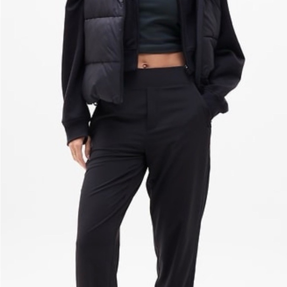Athleta Black mid-Rise Straight-Leg Trousers (lined)